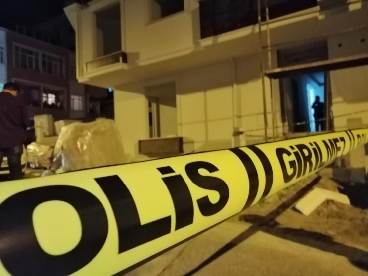Çekmeköy’de İnşaat Halindeki Binada Şüpheli Ölüm