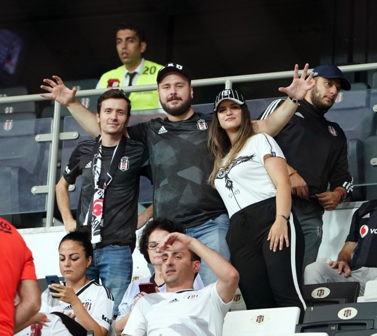 Süper Lig: Beşiktaş: 0 - Göztepe: 0 (Maç Devam Ediyor)
