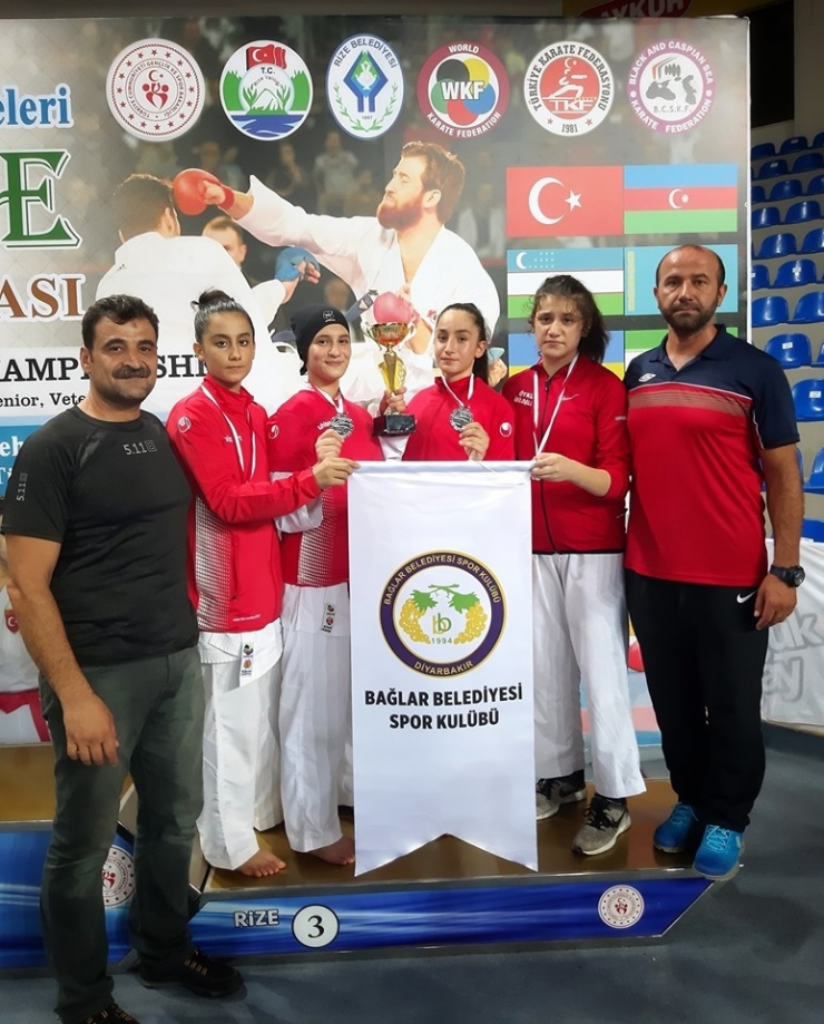 Bağlar Belediyespor Karatede Başarılara Doymuyor
