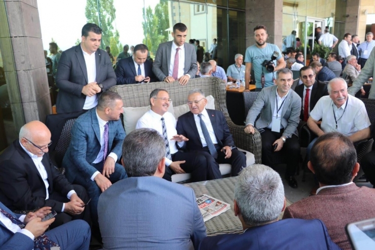 Başkan Büyükkılıç, Nevşehir’de Yerel Yönetimler Bölge Toplantısı’na Katıldı