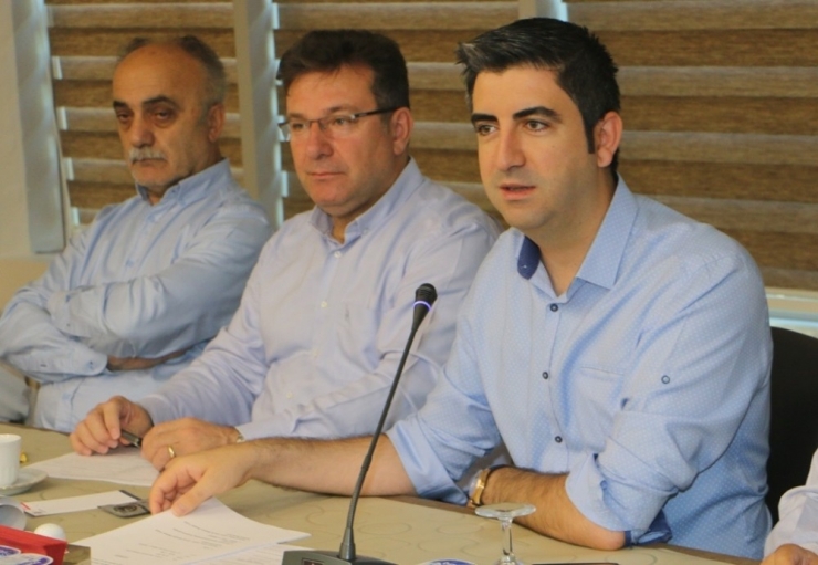 baskan yuksel kartal in muhtarlariyla bir araya geldi