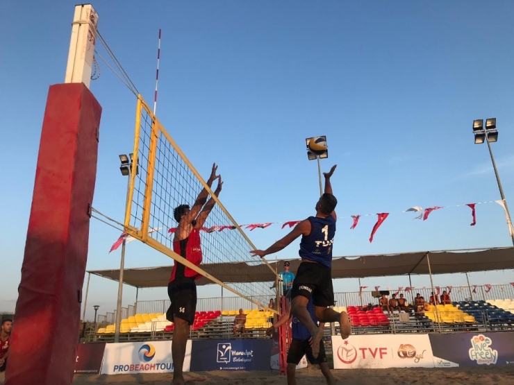 Manavgat Plaj Voleybol Turnuvası Sona Erdi