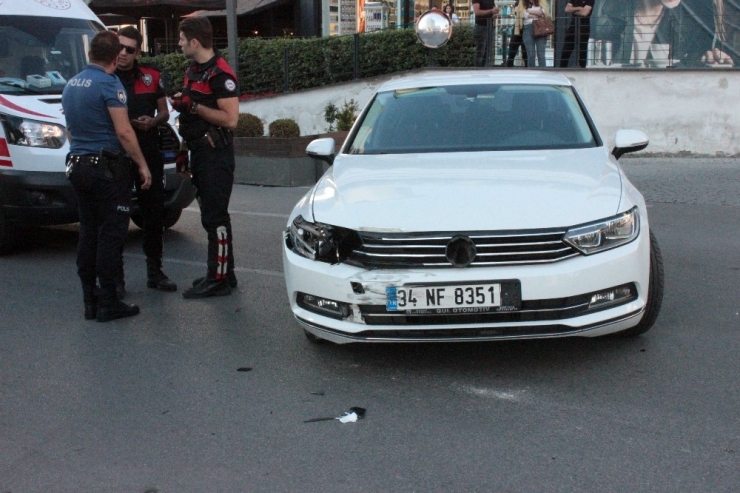Ataşehir’de Kaza: 1 Polis Yaralı