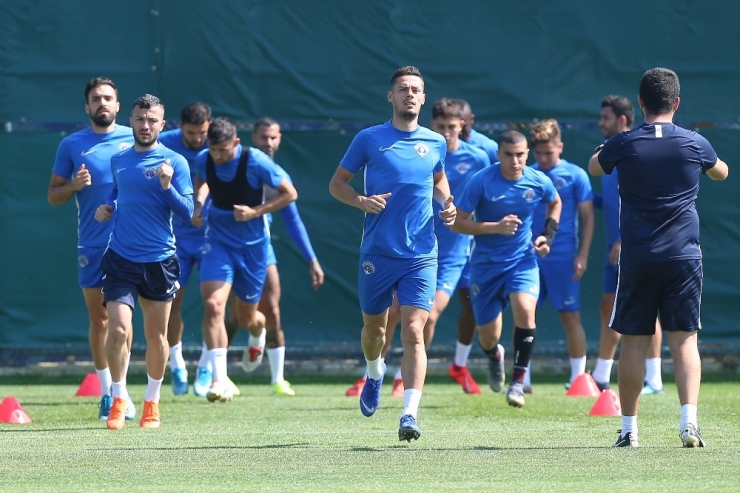 Kasımpaşa, Antalyaspor Maçı Hazırlıklarını Sürdürdü