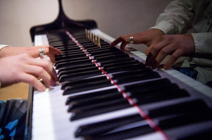 Polonya’da Piyaniste Piyano Çalma Cezası