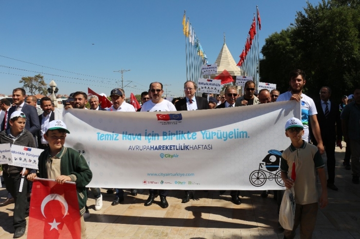 Konya’da ‘Temiz Hava’ Temalı Yürüyüş Ve Bisiklet Etkinliği Düzenlendi