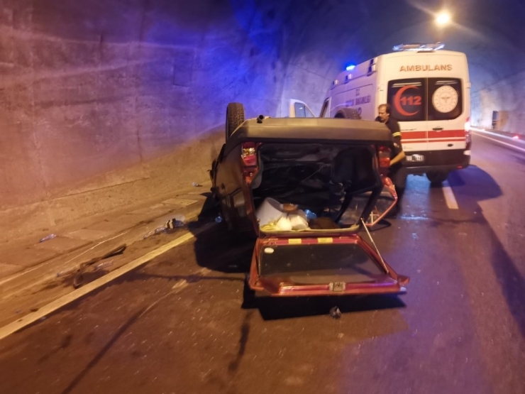 Araklı Tüneli İçinde Kaza: 3 Yaralı