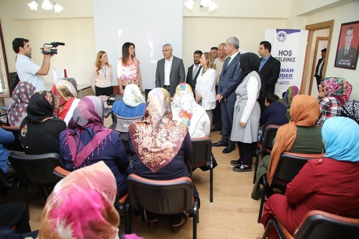 Battalgazi Belediyesi, Kanser Taraması Hakkında Bilgilendirme Toplantısı Yaptı