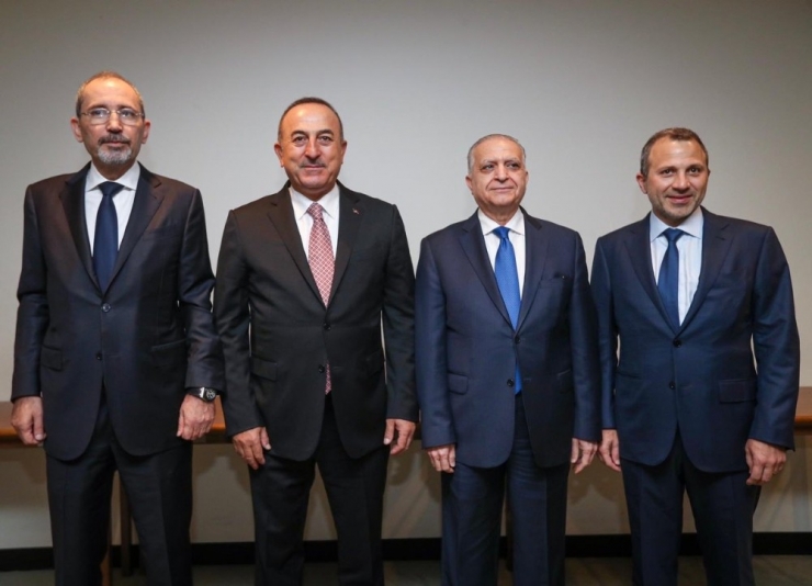 Bakan Çavuşoğlu, Ürdün Dışişleri Bakanı Safadi İle Görüştü