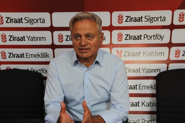 Kasımpaşa Teknik Direktörü Kemal Özdeş: “Amacımız, Kupada Sonuna Kadar Gitmek”