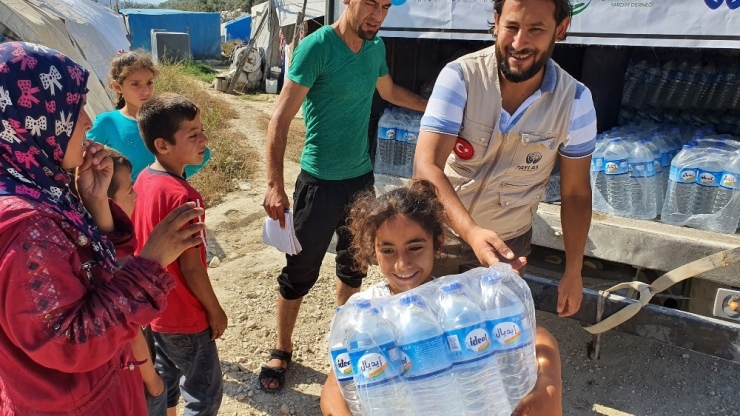 Paylaş İnsani Yardım Derneği’nden Un Ve Su Stokları Tükendiği İdlib‘e Yardım Eli