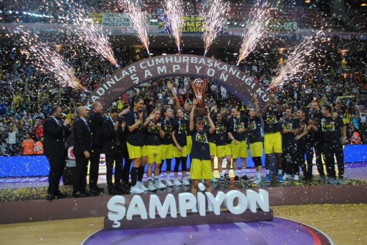 27. Kadınlar Cumhurbaşkanlığı Kupası: Fenerbahçe: 86 - Çukurova Basketbol: 62