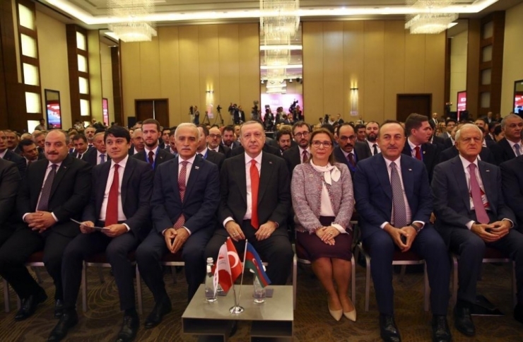 Yırcalı, Türk Diasporası Buluşmasında Moderatörlük Yaptı