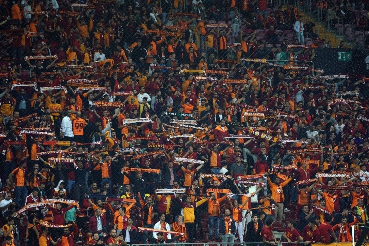 Süper Lig: Galatasaray: 0 - Dg.sivasspor: 0 (Maç Devam Ediyor)