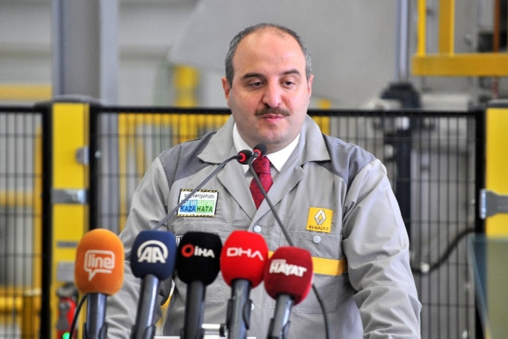 Bakan Varank: "Ülkemizde İlk Defa Alüminyum Motor Bloğu Üretilecek"