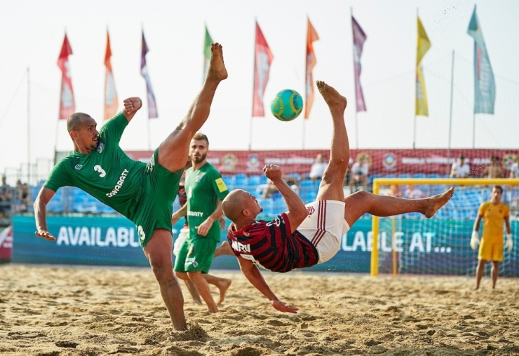 Dünya Kulüplerarası Plaj Futbolu Şampiyonası Alanya’da Sürüyor
