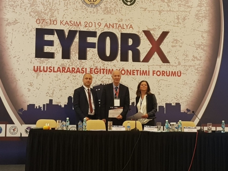 Zbeü, Antalya’da Eyfor-x Uluslararası Eğitim Yönetimi Forumu’na Katıldı
