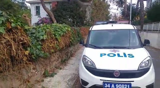 İstanbul’da Ölü Bulunan İngiliz Ajanının Büyükada’daki Evi Görüntülendi