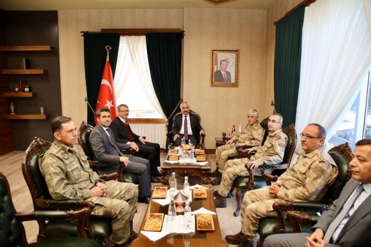 Bakan Yardımcısı Ersoy Ve Jandarma Genel Komutanı Çetin Bingöl’de