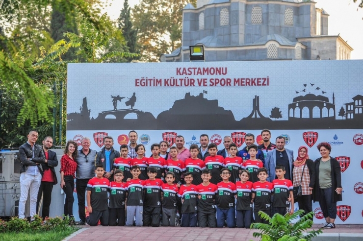İstanbul Kastamonuspor’dan Avrupa Açılımı