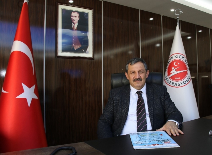 Salim Kayıcı: “Kick Boksta 7 Farklı Branş 2020’den İtibaren Birleşecek Ve İlk Şampiyona Türkiye’de Yapılacak”