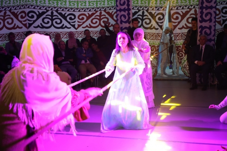 ’Şanırak’ Müzikal Tiyatro Oyunu İstanbul’da İlk Kez İzleyicilerle Buluştu