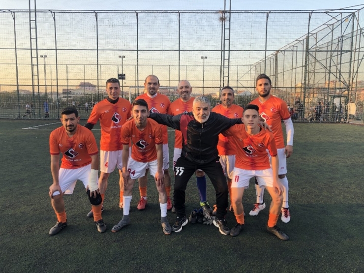 Ankara’daki Yozgatlılar, Köyler Arası Futbol Turnuvasında Kıyasıya Mücadele Etti