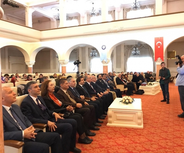 Ankara’da "Türk-rus Dünyası Akademik Araştırmalar Kongresi" Düzenlendi
