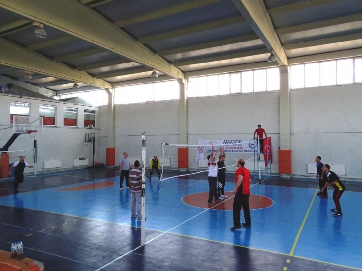 Hisarcık’ta Voleybol Turnuvası