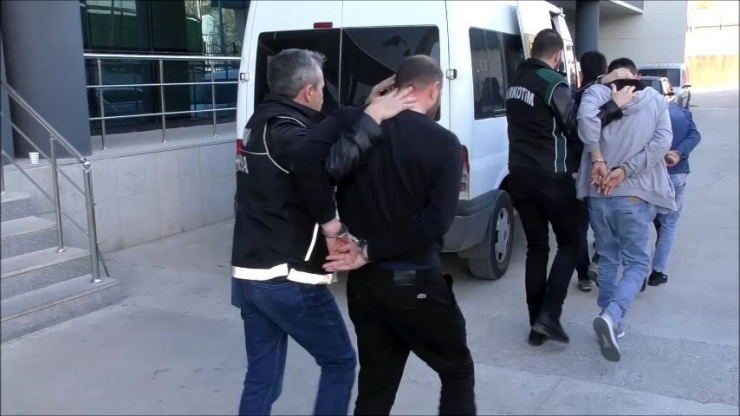 Bursa’da Narkotik Operasyonu: 17 Gözaltı