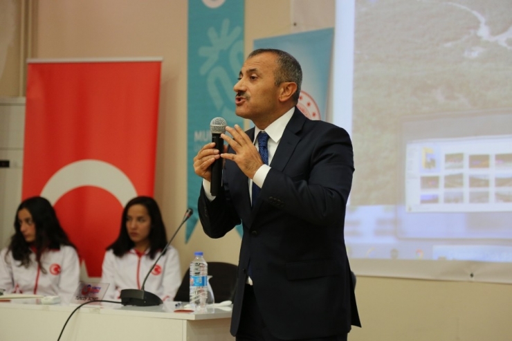 Tunceli’de Spor Ve Spor Turizminin Gelişmesi Konferansı
