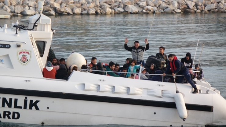 Çanakkale’de 139 Düzensiz Göçmen Yakalandı