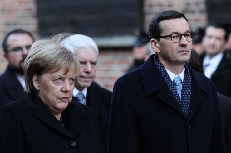 Merkel, Polonya’da Toplama Kampını İlk Kez Ziyaret Etti