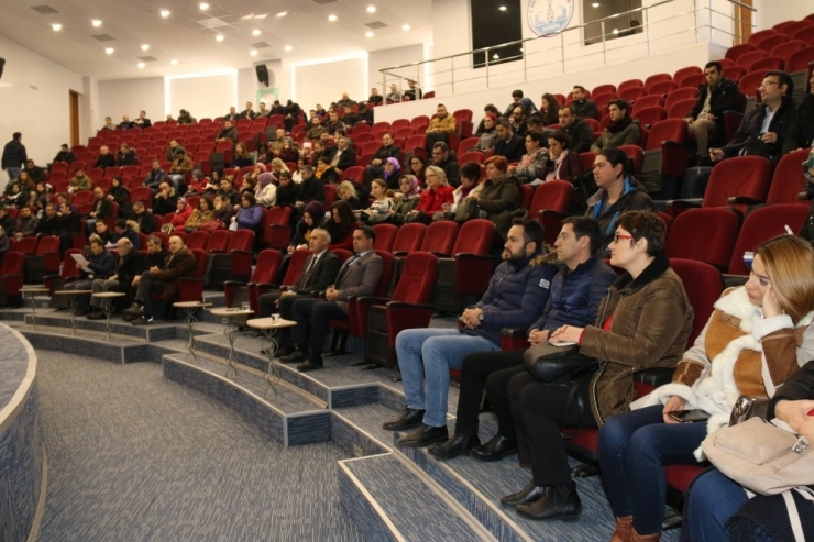 Kütahya’da ‘Tübitak Araştırma Projeleri Yarışması’ Bilgilendirme Toplantısı