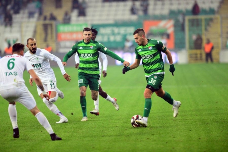 Tff 1. Lig: Bursaspor: 2 - Giresunspor: 3