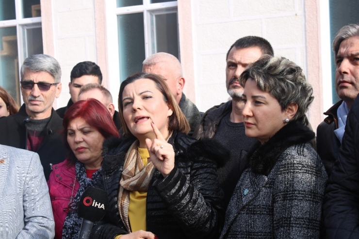 İzmit Belediye Başkanı Fatma Kaplan Hürriyet’ten Açıklama