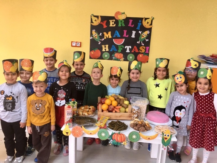 Minikler Yerli Malı Haftasını Kutladı