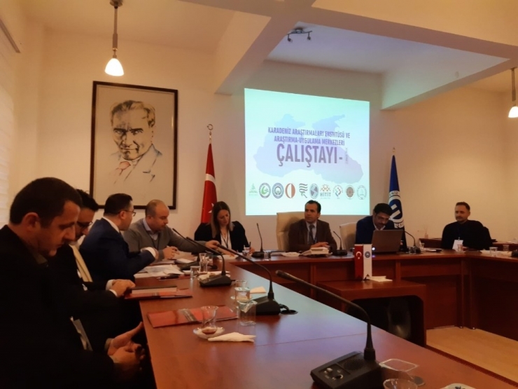 Zbeü, Trabzon’da ‘Karadeniz Araştırmaları Enstitüsü Ve Araştırma-uygulama Merkezleri Çalıştayı’na Katıldı