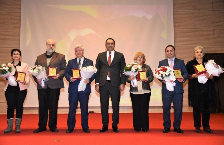 3 Ocak Şiir Yarışmasında Ödüller Sahiplerini Buldu