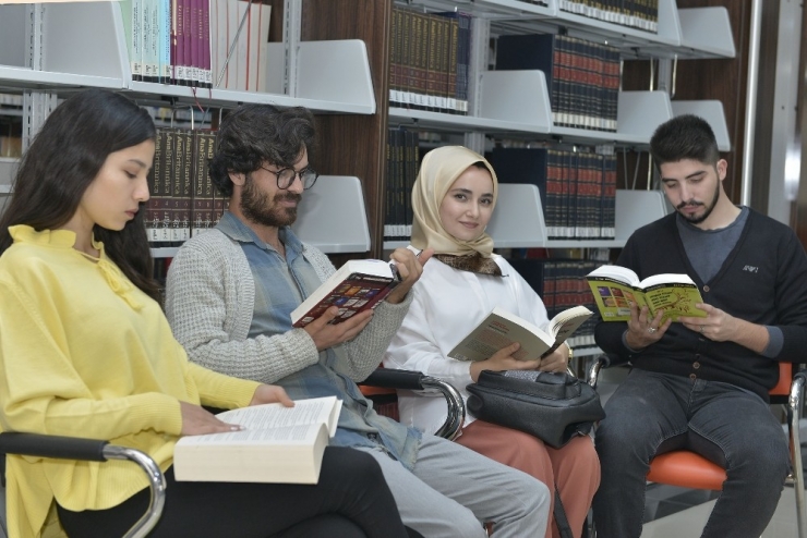 Kmü Kütüphanesinden 2019 Yılında 25 Bin 887 Kitap Ödünç Alındı