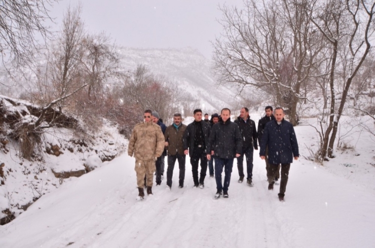 İlçe Protokolünden Köy Ziyareti
