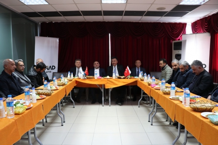 Kırgızistan Büyükelçisi Omuraliyev’den Müsiad’a Ziyaret