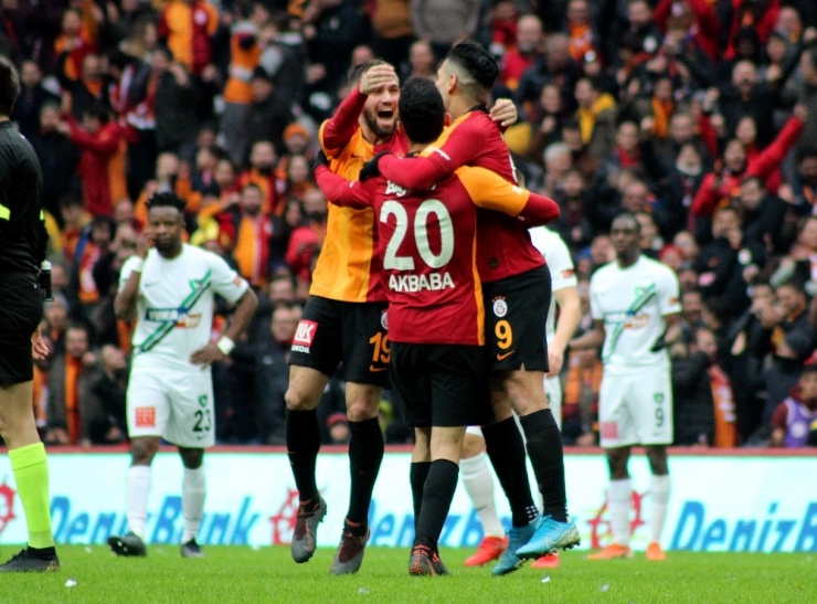 Süper Lig: Galatasaray: 1 - Denizlispor: 0 (İlk Yarı)