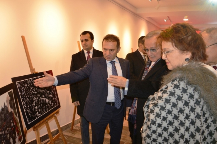 Azerbaycan 20 Ocak Katliamı Fotoğraf Sergisi Galeri Yeniyüzyıl’da