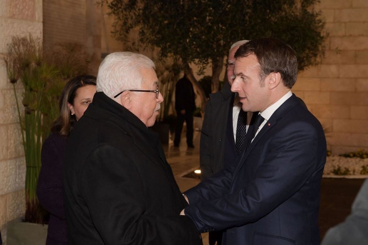 Fransa Cumhurbaşkanı Macron, Filistin Devlet Başkanı Abbas İle Görüştü