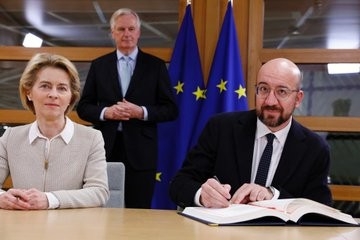 Ab Başkanları, Brexit Anlaşması’nı İmzaladı