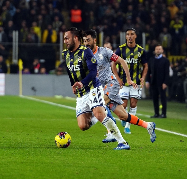 Süper Lig: Fenerbahçe: 0 - Başakşehir: 0 (İlk Yarı)