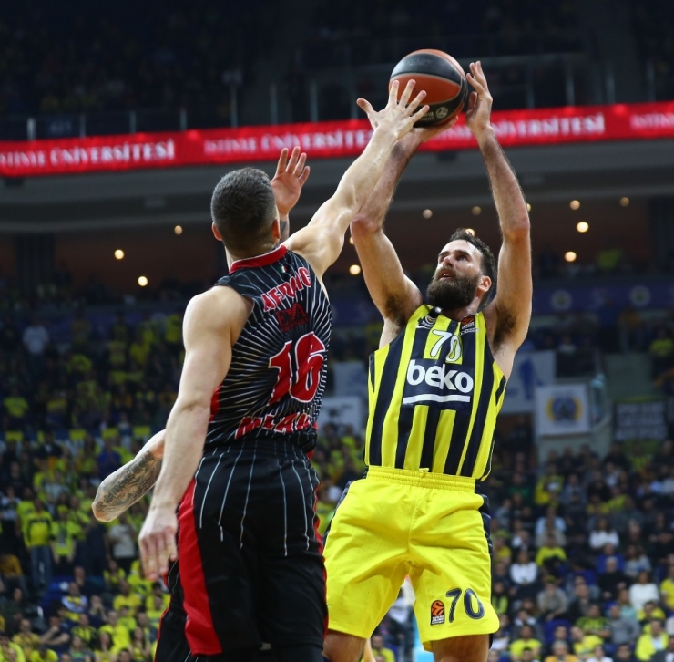 Turkish Airlines Euroleague: Fenerbahçe Beko: 73 - Ax Armani Milan: 64