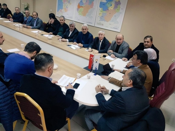 Ak Parti Van İl Başkanlığı Yönetim Kurulu Toplantısı Yapıldı