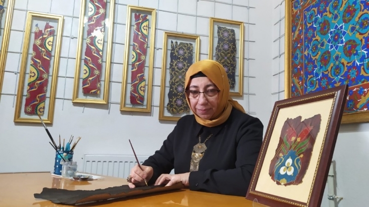 Türkiye’nin Tek Kadın ’Kalemkârı’ Kütahya’da